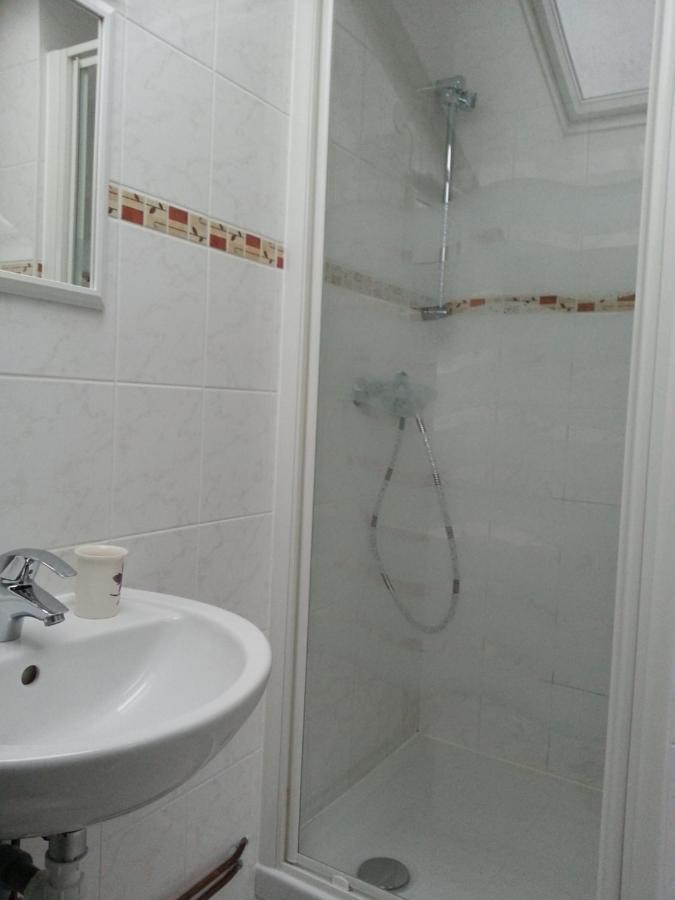 Appartement En Location Touristique Pour 4 Personnes Docelles Exterior photo